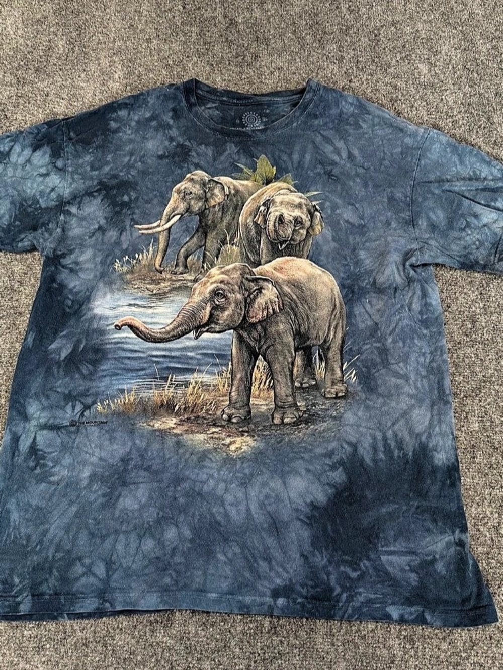 The Mountain Elephant Family Graphic Tie-Dye T-Shirt Graphic Tee Blue XL